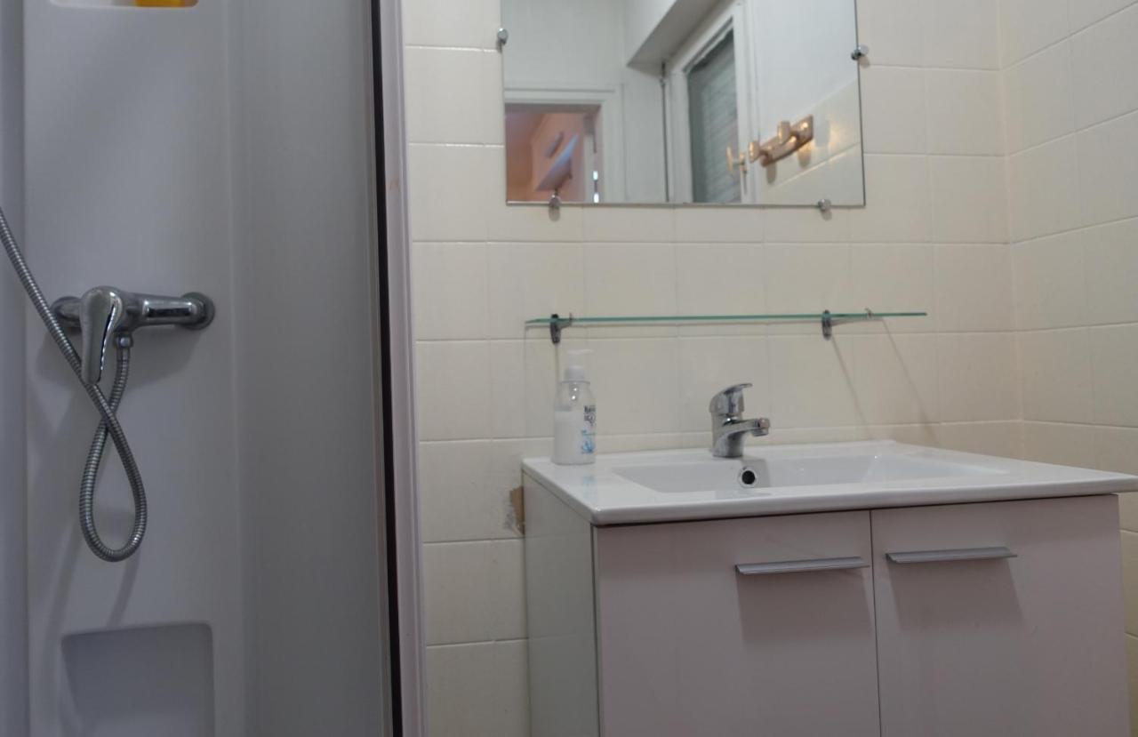 Ty Nevet - Appartement Avec Balcon Et Parking Prive Quimper Exterior foto